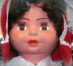 Aitoja Arctic Doll nukkeja löydät hyvin varustetuista matkamuisto- ja lahjatavaraliikkeistä, ympäri ...
